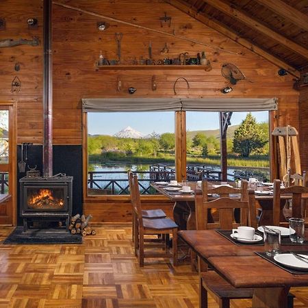 Spring Creek Lodge Junín de los Andes エクステリア 写真